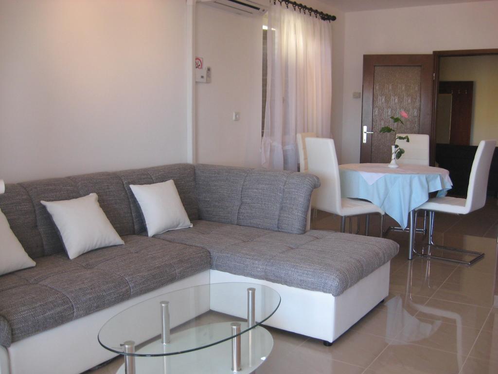 Apartments Silmare Рабац Екстериор снимка
