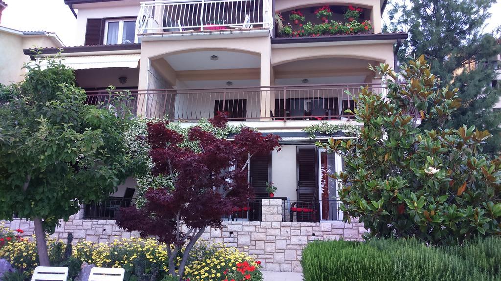Apartments Silmare Рабац Екстериор снимка