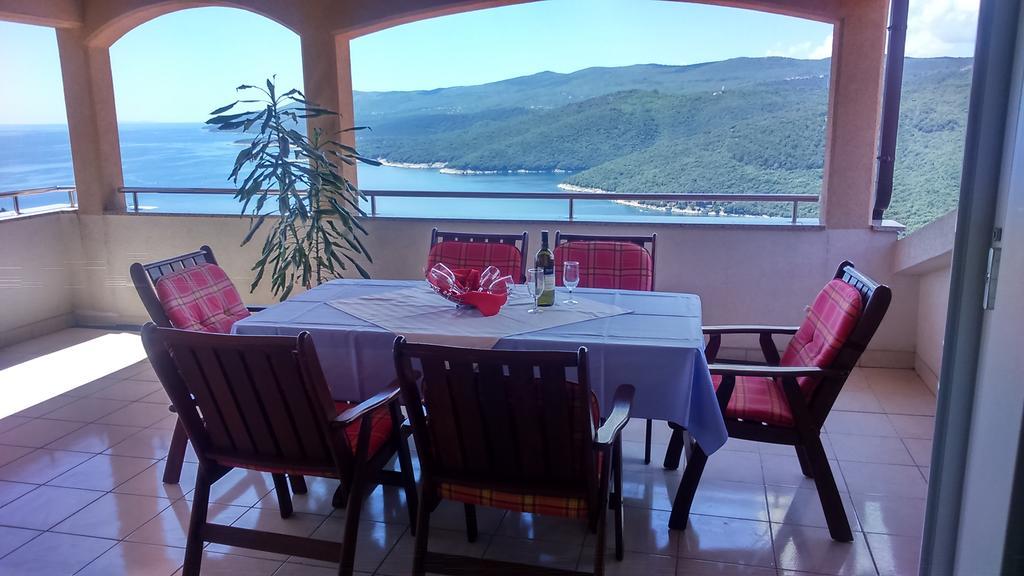 Apartments Silmare Рабац Екстериор снимка