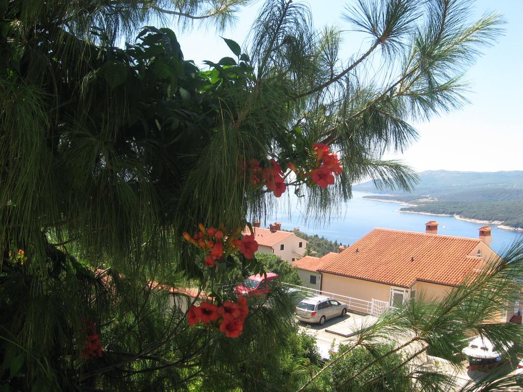 Apartments Silmare Рабац Екстериор снимка